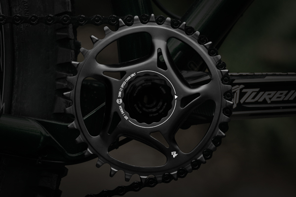 Raceface 發佈全新3D冷鍛CINCH DM SHI 12速直裝山地齒片